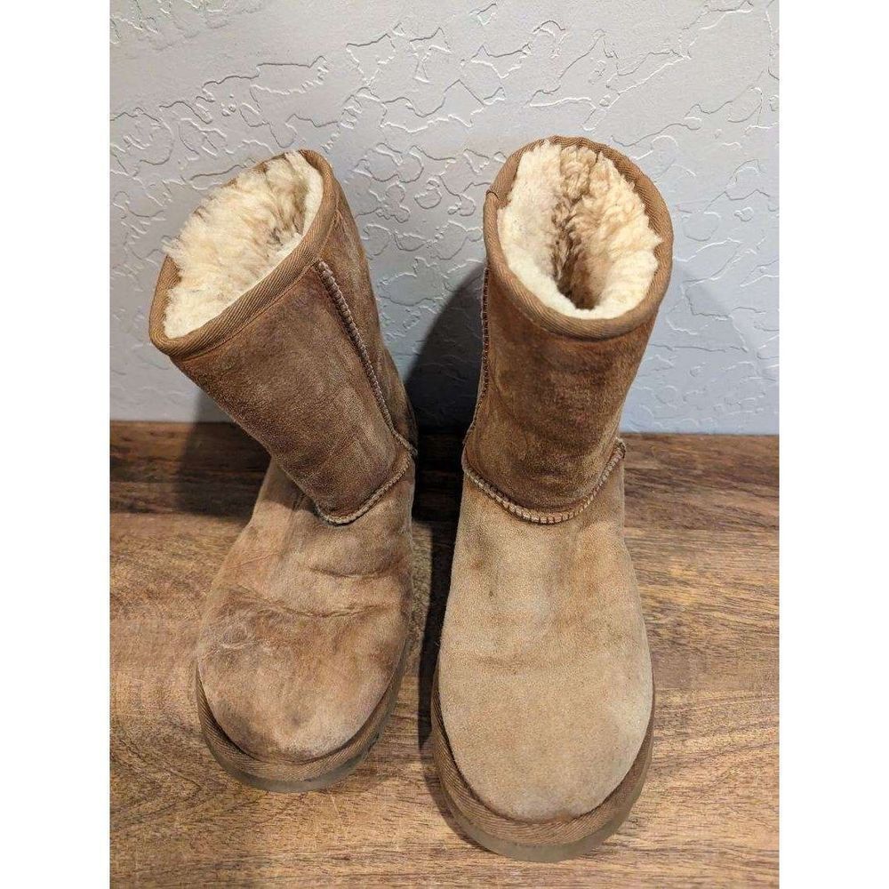UGG CLASSIC SHORT II Mid-Calf Sheepskin Women’s Chestnut Boots 1016223 Sz 7